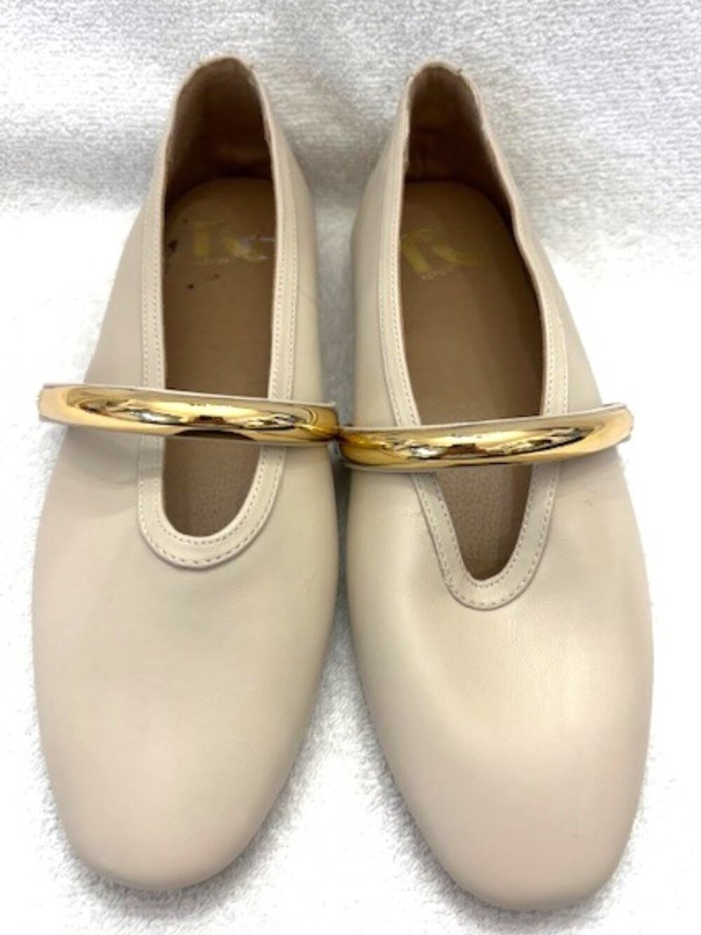 Report's Charleston slip on cream flats with rigid gold tone metal detail Size 9
